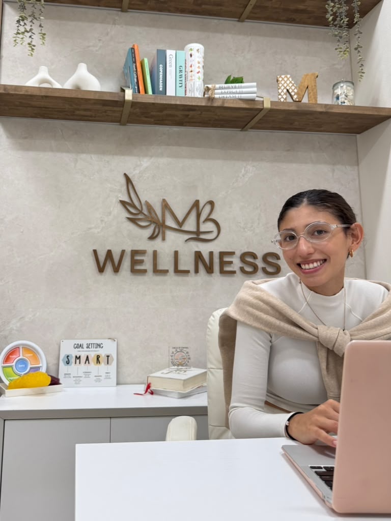 Laura Bueso, Nutritionist